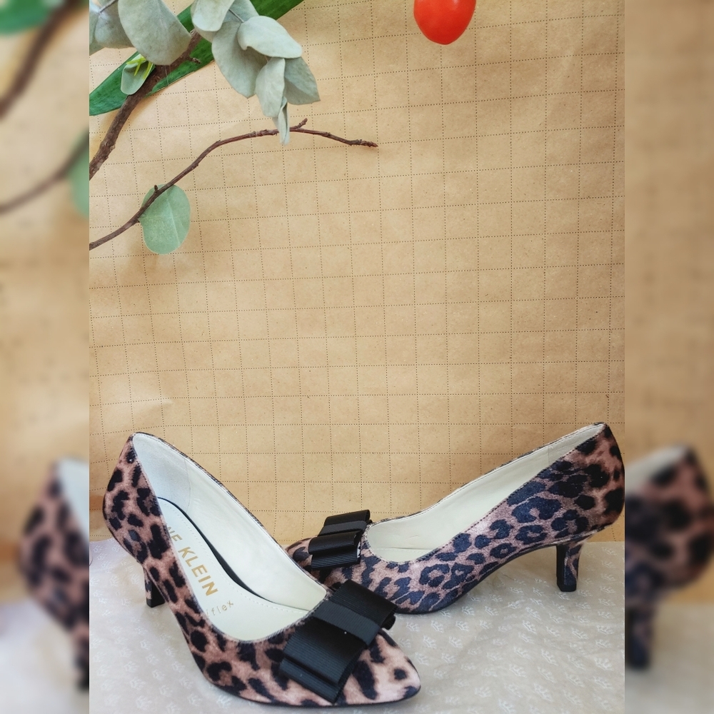 Anne Klein Women's Fia Pump